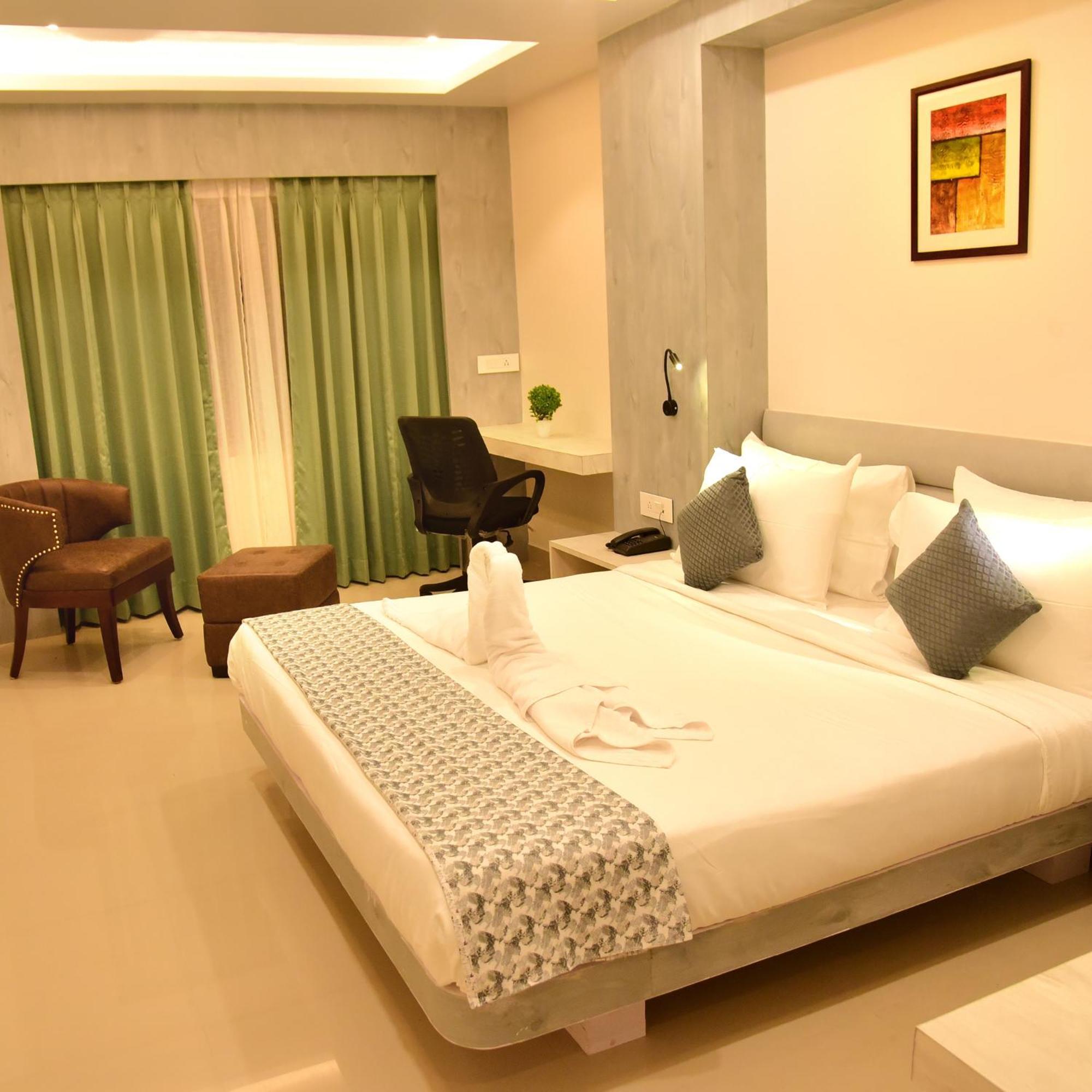 Hotel Rishiraj, Nagaon Nagaon  Екстериор снимка