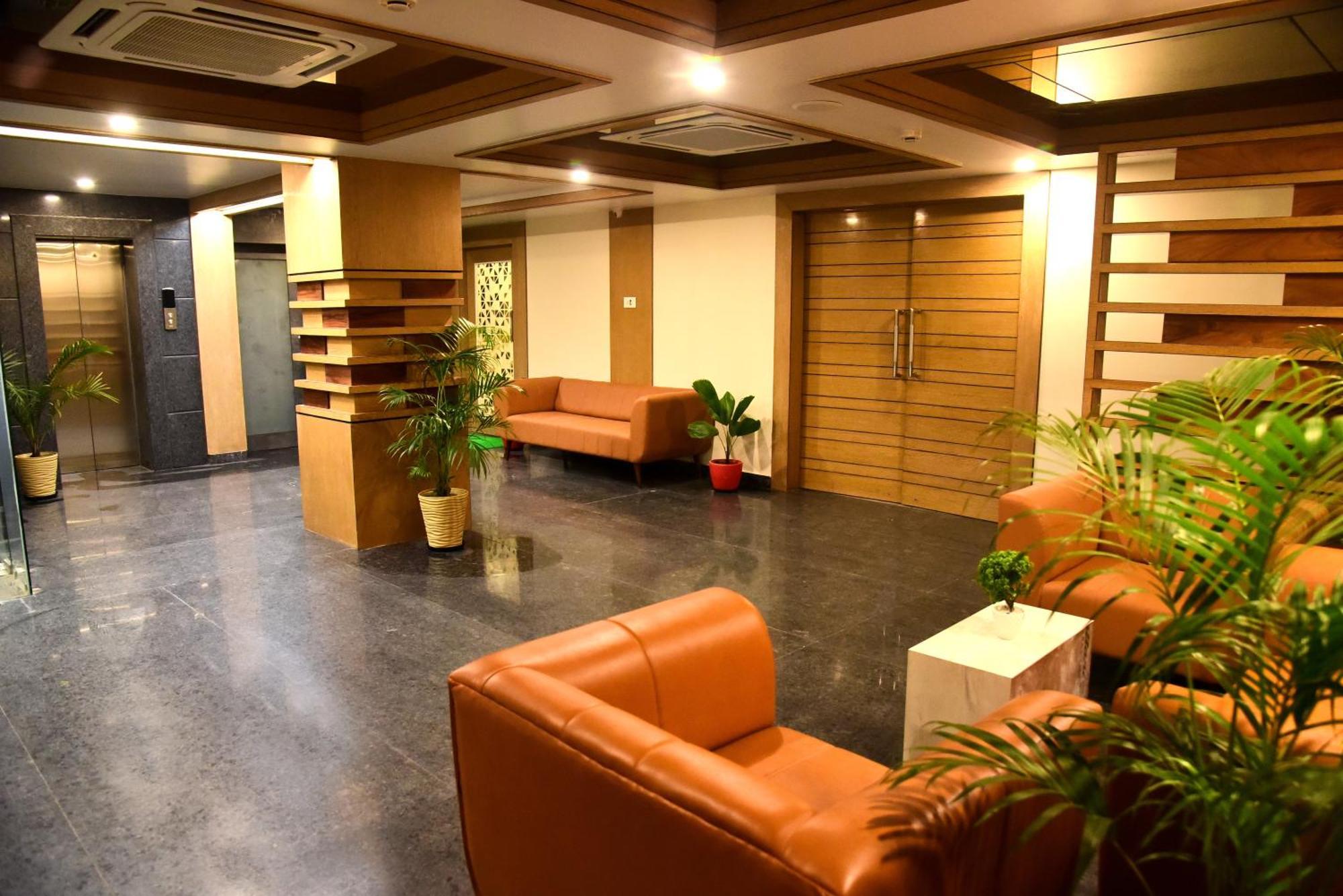 Hotel Rishiraj, Nagaon Nagaon  Екстериор снимка