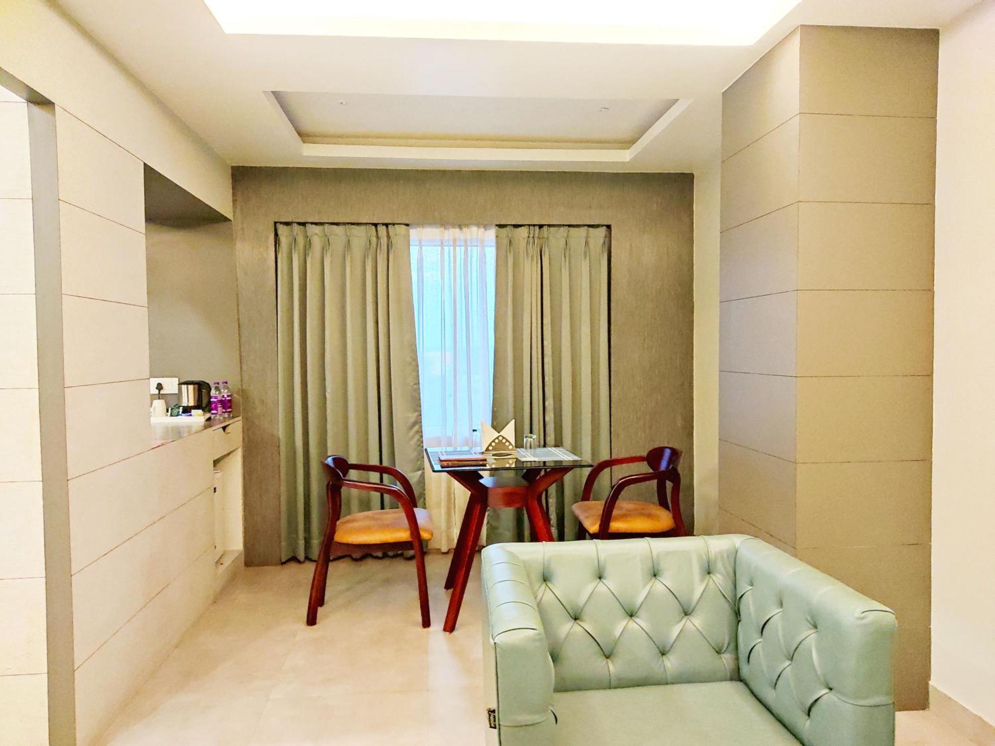 Hotel Rishiraj, Nagaon Nagaon  Екстериор снимка